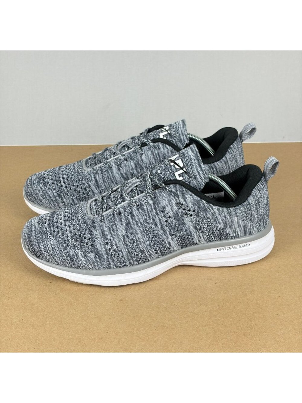 APL Techloom Pro Athletic Running Shoes Womens 10 Gray Heathered Knit Low Top